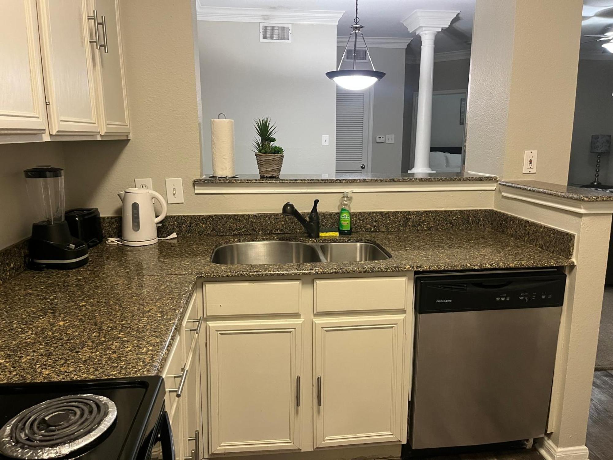 Resort Style Apt/Home In Houston Medical Centre Room photo